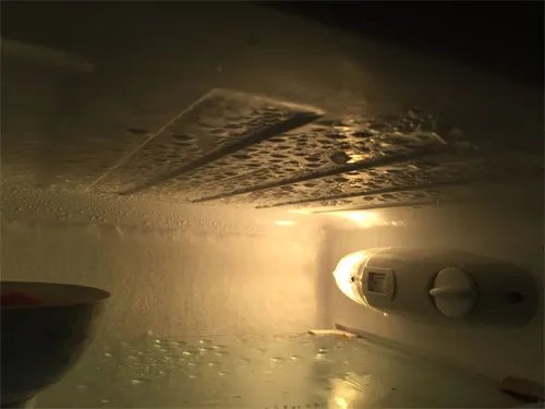 冰箱漏水怎么处理