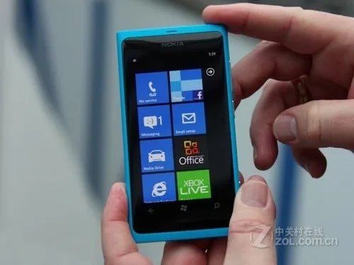 行货WP7智能 诺基亚800C近期报稳定价