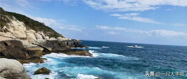 三亚哪里适合下海