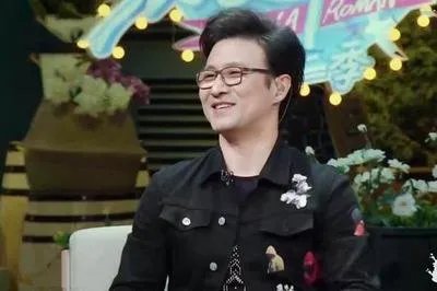 汪峰筹备新专辑，准备发布新歌，粉丝对此有何期待呢？