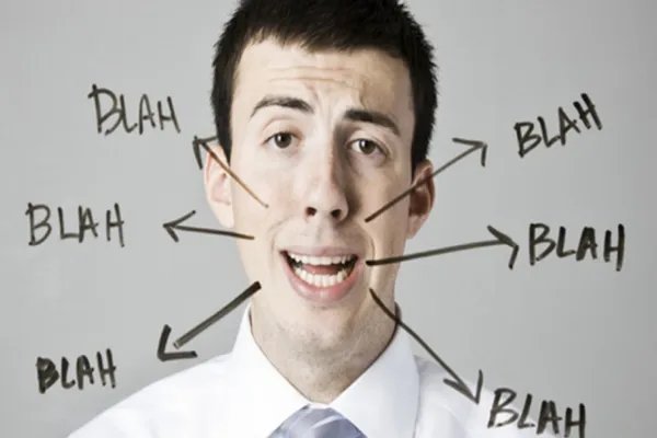请教er的发音，这两个音标是不是其实就是一样额啊。