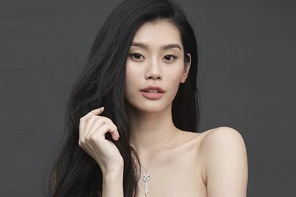 奚梦瑶生子时间