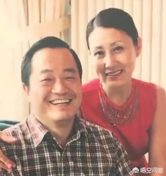 演员张凯丽老公的照片？