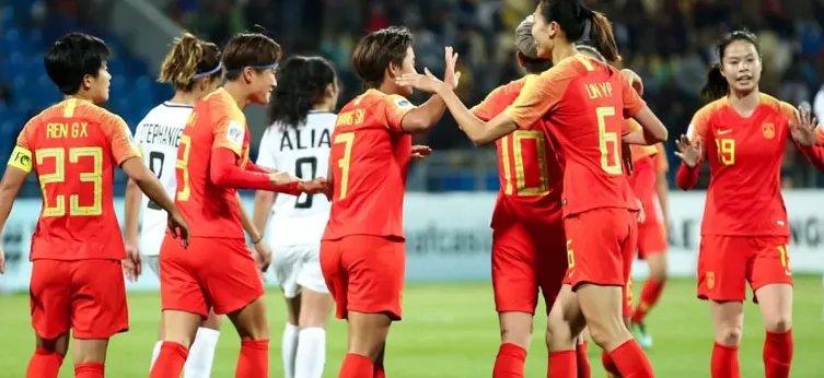 众星祝贺中国女足晋级东京奥运会,中国女足为何会引起这么大的轰动?