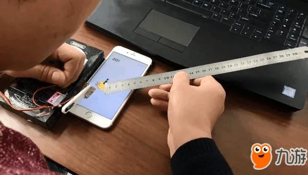 微信游戏《跳一跳》外挂是真的吗 跳一跳外挂一览