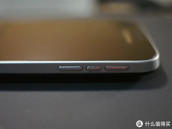 2018,为信仰充值,黑莓Q20简评