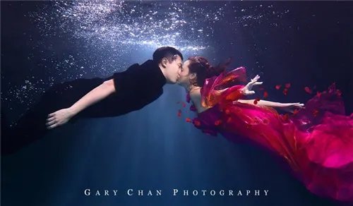 水底婚纱照拍摄技巧 拍水下婚纱照要注意什么