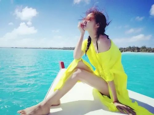 你知道安以轩在《倚天屠龙记》中扮演哪个角色吗?她的演技如何?