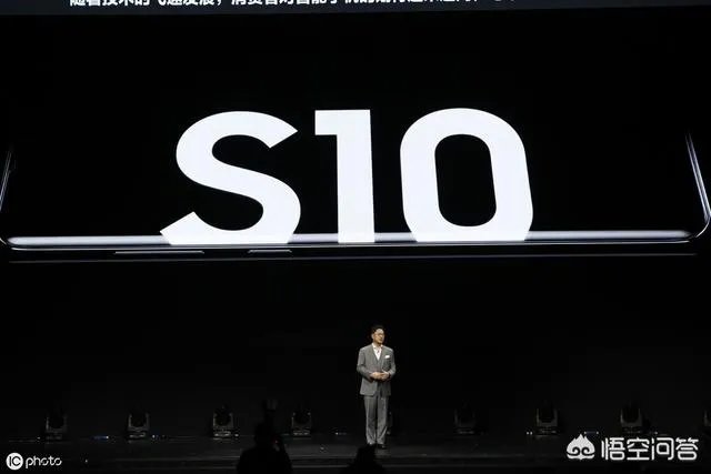 三星Galaxy S10的屏幕怎么样？