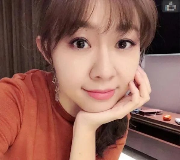 卓依婷现状照片：卓依婷为什么突然消失了