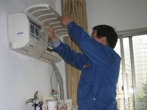 空调清洗小技巧之怎么拆开空调内机