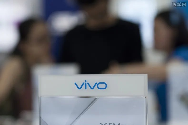 哪款手机性价比最高 2018性价比最高手机品牌推荐