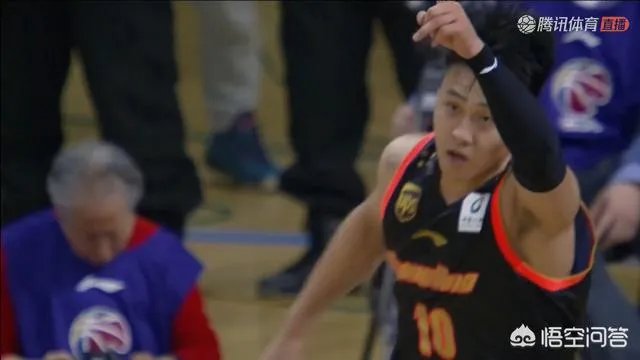 3月30日,赵睿连进三个三分让江苏男篮主帅直挠头,如何评价赵睿的表现?