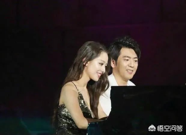 钢琴家郎朗现状如何?为什么感觉他这么火?