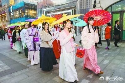 武汉的楚河汉街好玩吗?