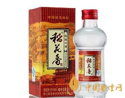 白酒黄马褂多少度?热度引领口感的迷人之处