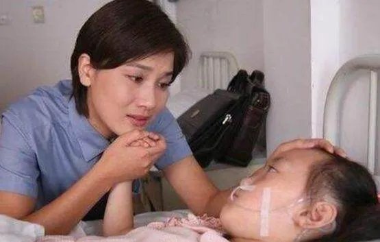 被侯勇抛弃后,“军花”潘雨辰现在状态如何?