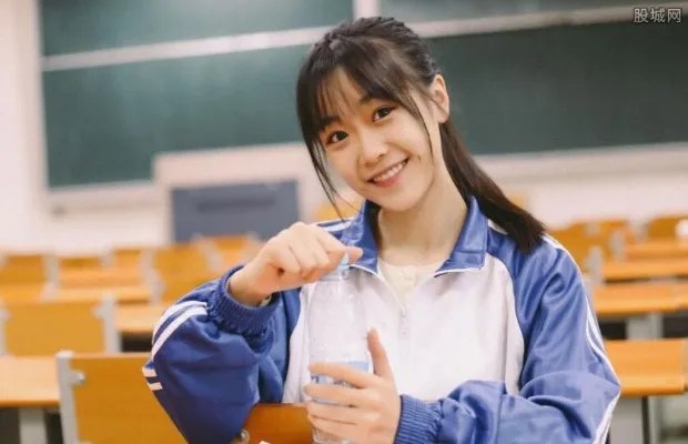 女学生性行为实录 实录曝光令人感到无语