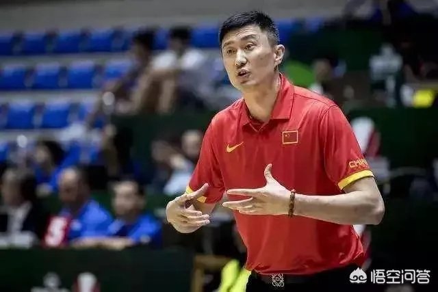高尚在训练中发笑,杜峰怒斥高尚“别让我当着全国媒体的面把你赶出去”,你怎么看?