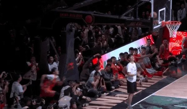 你见过哪些民间篮球高手？中国民间篮球对CBA职业篮球意义何在？
