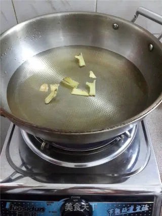 卤鸡爪