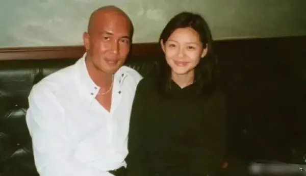 大S称已退出演艺圈，回应与具俊晔婚后才见面，是不是有点恋爱脑？