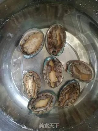 蒜蓉蒸鲍鱼