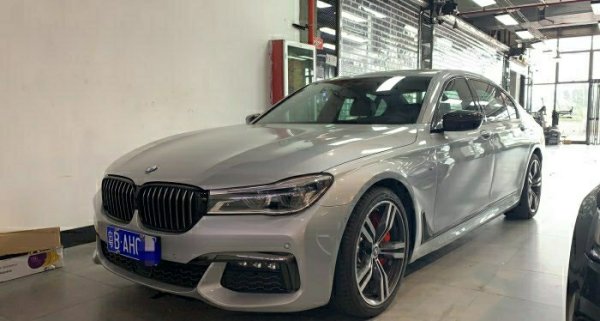 宝马730Li报价是多少？目前值得入手么？