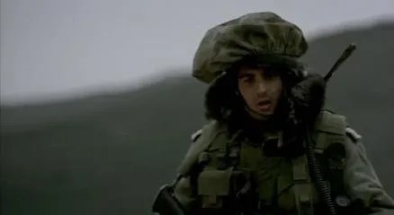 为什么以色列士兵戴的帽子是没有固定形状的？
