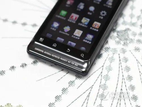 经典的延续 里程碑ME722/XT702对比评测