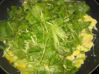 香菜炒鸡蛋
