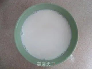 香滑细腻·入口即化的牛奶炖蛋