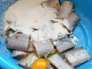 油炸带鱼