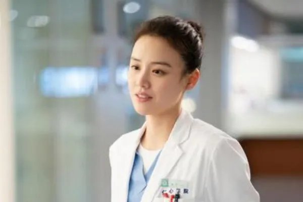 马思纯白敬亭《你是我的城池堡垒》海报曝光，你期待吗？