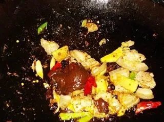 鲢鱼炖豆腐