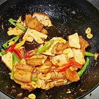 香干回锅肉怎么做 香干回锅肉的做法介绍