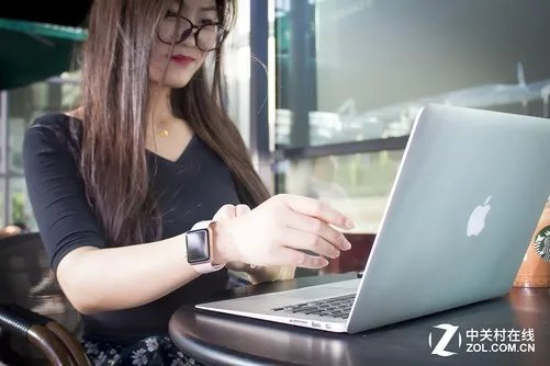 真正独立于手机存在 Apple Watch Series 3评测