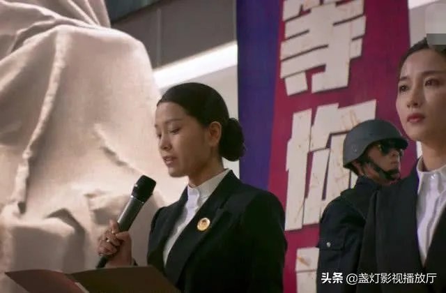 王多鱼卖脂肪险前跟老金说了些什么?