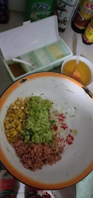 西葫芦鸡蛋饺子