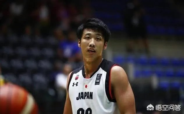 伊朗男篮大胜日本男篮26分,哈达迪砍下22分15篮板制霸内线,对此你怎么看?