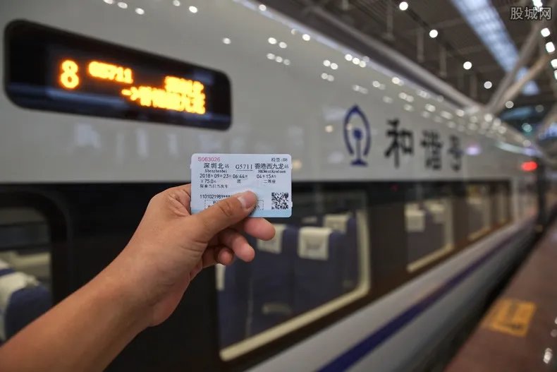 高铁试点电子客票 持电子客票怎么进站？