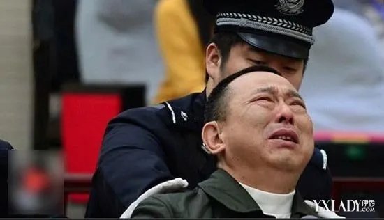 刘汉刘维枪毙现场照