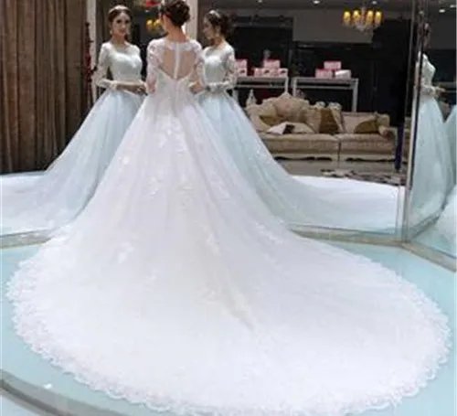 郑州卖婚纱礼服的地方推荐 郑州婚纱价格一般多少