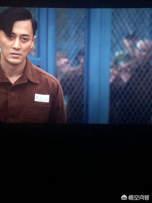 《反贪风暴4》电影中林家栋最后为什么要告诉林峯古天乐是ICAC的人?