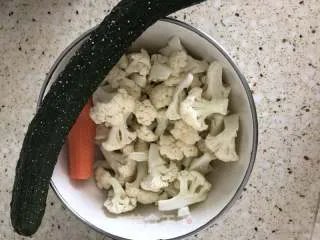 凉拌菜花