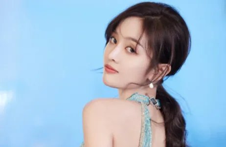 吴宣仪回应素颜被吐槽,你觉得她的素颜状态如何?