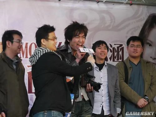 《云之遥》DOMO小组及代言人思涵与玩家同乐