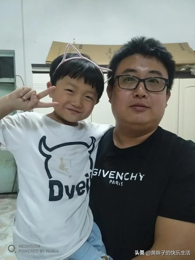 黄胖子是黄荣刚吗？