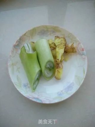 海带萝卜排骨汤