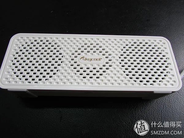 白菜skycool 天酷 有线小音箱 拆解